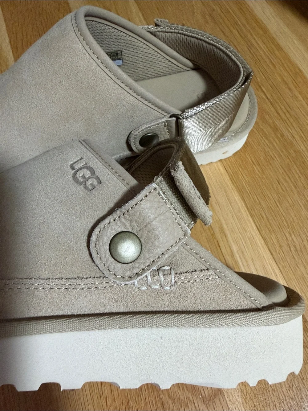 UGG Men’s Golden Star Suede Clog in Light Beige